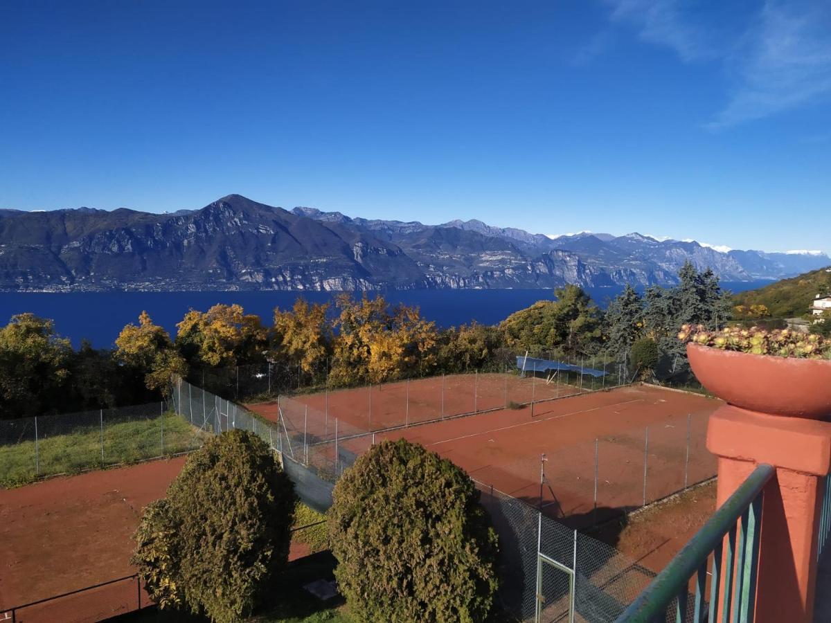 Park Hotel Jolanda San Zeno di Montagna Esterno foto